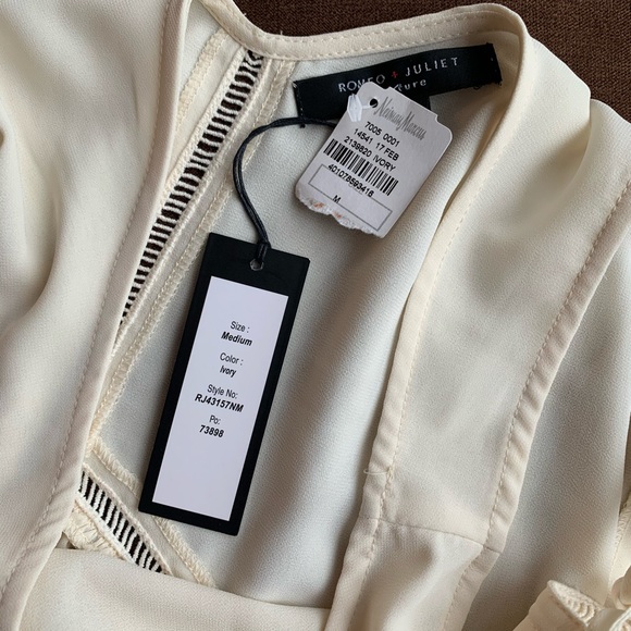 Romeo & Juliet Couture PomPom Ties Tank - Picture 4 of 6